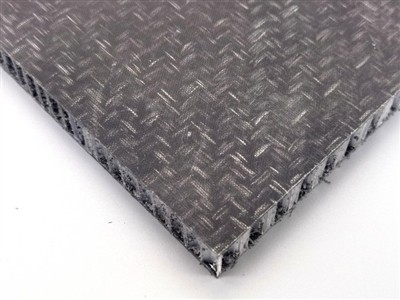 Pam Mae Peirianwyr yn Disodli Paneli Traddodiadol Gyda Strwythurau Diliau?